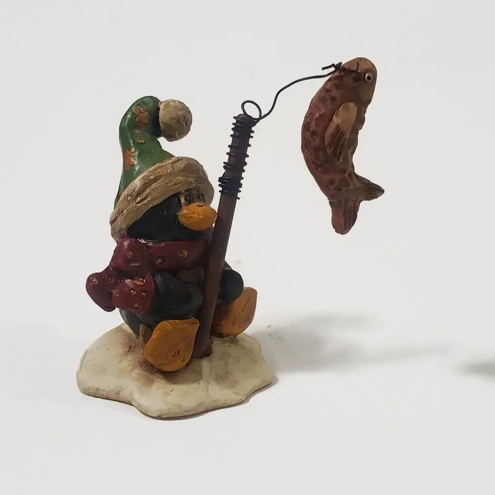Suzi Skoglund Fishing Penguin Christmas Holiday Folk Art Resin Figurine 1999